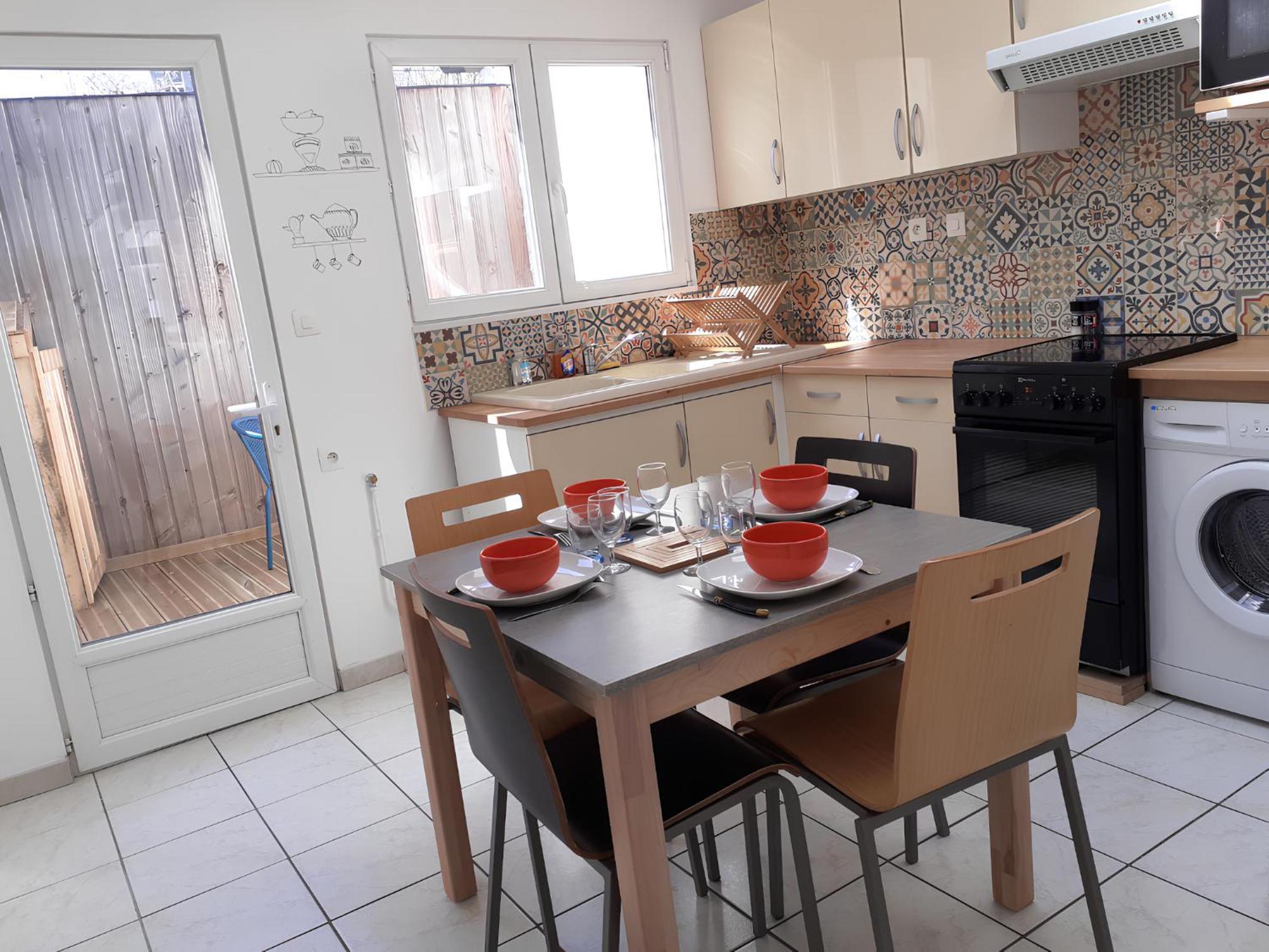 L'Artistique, 4 Lits, 2 Chambres, Stationnement Gratuit, Spacieux, Atypique Amiens Exterior foto